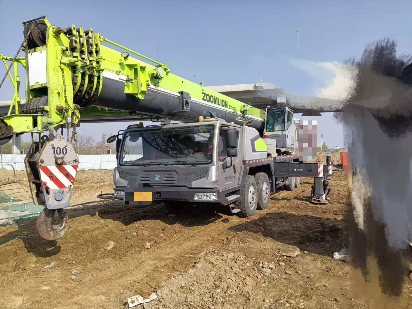 Used 2018 Zoomlion 25ton model 251V truck crane for sale